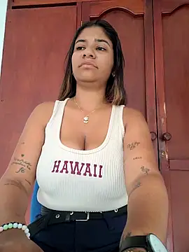 Snapshot of Sofythom1 chatting on March 8, 2026, 8:34 pm Sofythom1 online show from March 8, 2026, 8:34 pm