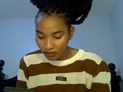 Snapshot of cute-alexis chatting on June 22, 2026, 10:01 am cute-alexis online show from June 22, 2026, 10:01 am