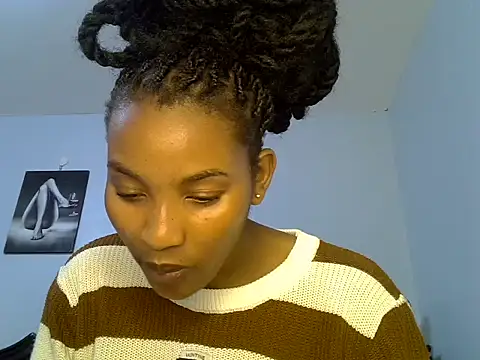 Snapshot of cute-alexis chatting on August 1, 2026, 8:45 am cute-alexis online show from August 1, 2026, 8:45 am
