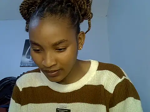 cute-alexis online show from April 19, 2026, 6:10 pm