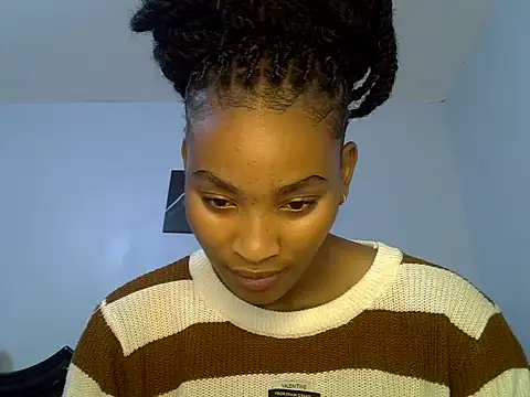 Snapshot of cute-alexis chatting on June 13, 2026, 11:52 am cute-alexis online show from June 13, 2026, 11:52 am