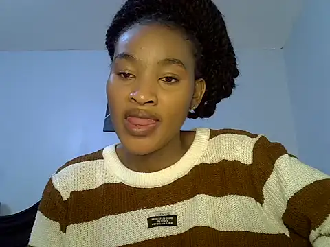 Snapshot of cute-alexis chatting on June 17, 2026, 8:36 am cute-alexis online show from June 17, 2026, 8:36 am