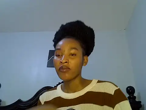 Snapshot of cute-alexis chatting on June 25, 2026, 9:25 am cute-alexis online show from June 25, 2026, 9:25 am