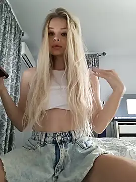 -RIVIERA- online show from October 28, 2025, 6:34 am