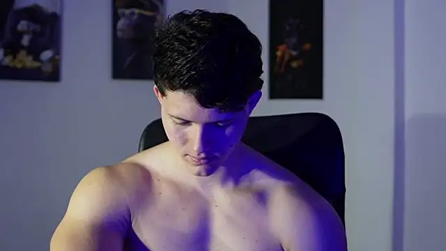 Hazzan Velez online show from December 22, 2025, 11:27 pm