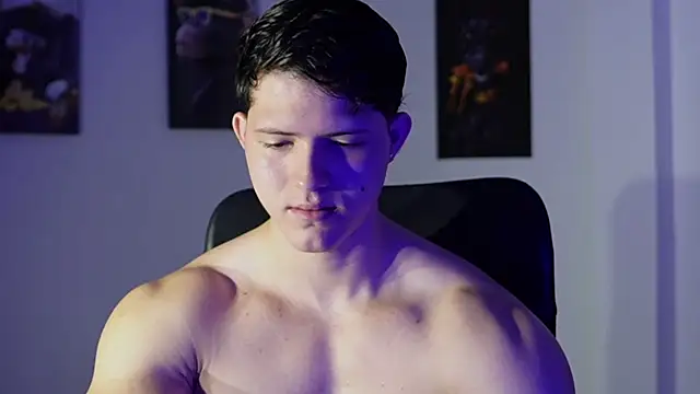 Snapshot of Hazzan_Velez chatting on December 15, 2025, 4:46 pm Hazzan Velez online show from December 15, 2025, 4:46 pm