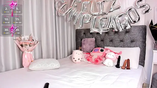 Snapshot of abbyfoxx_ chatting on November 20, 2025, 12:33 am abbyfoxx online show from November 20, 2025, 12:33 am