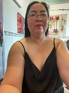 Snapshot of NDith chatting on June 27, 2026, 10:10 am NDith online show from June 27, 2026, 10:10 am