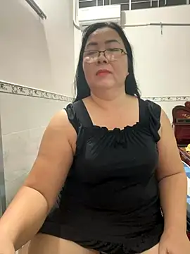 NDith online show from October 26, 2025, 2:28 pm