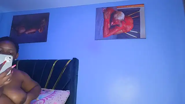 Snapshot of Cherriikenzie chatting on May 27, 2026, 12:34 pm Cherriikenzie online show from May 27, 2026, 12:34 pm