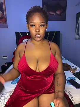 Snapshot of Cherriikenzie chatting on June 21, 2026, 4:24 pm Cherriikenzie online show from June 21, 2026, 4:24 pm