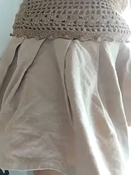 lyna bl online show from October 26, 2025, 2:56 am