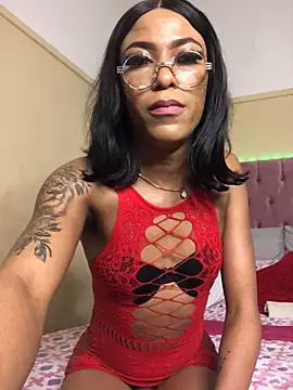 Snapshot of Kylie_Hairy_Bbc chatting on November 2, 2025, 11:43 pm Kylie Hairy Bbc online show from November 2, 2025, 11:43 pm