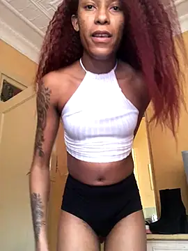 Snapshot of Kylie_Hairy_Bbc chatting on December 18, 2025, 2:32 pm Kylie Hairy Bbc online show from December 18, 2025, 2:32 pm