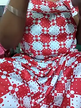 Snapshot of Priya-89 chatting on December 18, 2025, 1:55 am Priya-89 online show from December 18, 2025, 1:55 am