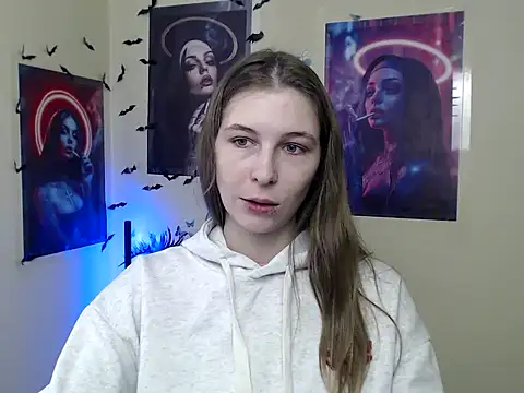 Snapshot of StrangerGi chatting on February 15, 2026, 7:51 am StrangerGi online show from February 15, 2026, 7:51 am