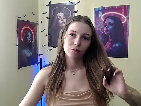 Snapshot of StrangerGi chatting on March 10, 2026, 7:01 am StrangerGi online show from March 10, 2026, 7:01 am