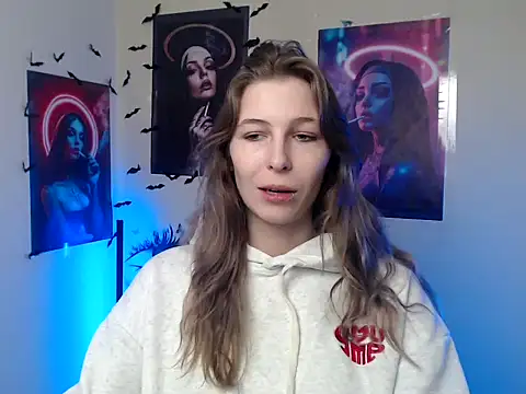 Snapshot of StrangerGi chatting on November 12, 2025, 1:15 pm StrangerGi online show from November 12, 2025, 1:15 pm