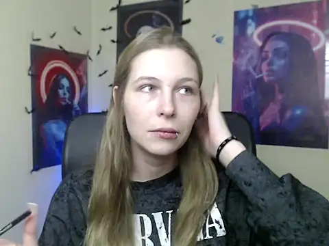 StrangerGi online show from May 14, 2026, 5:59 am