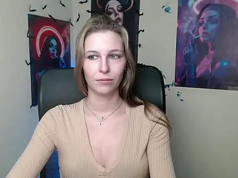 StrangerGi online show from May 9, 2026, 8:01 pm