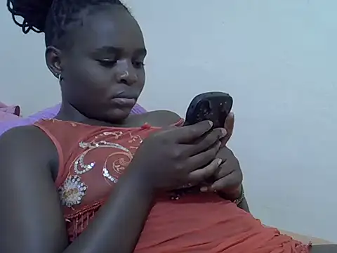 Snapshot of dirtyshowgirl chatting on February 23, 2026, 7:47 pm dirtyshowgirl online show from February 23, 2026, 7:47 pm