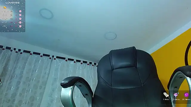 Snapshot of Matthew_Boy_ chatting on February 15, 2025, 8:01 pm Matthew Boy online show from February 15, 2025, 8:01 pm