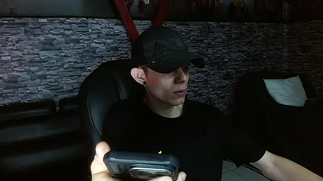 Snapshot of Matthew_Boy_ chatting on March 6, 2025, 7:54 pm Matthew Boy online show from March 6, 2025, 7:54 pm