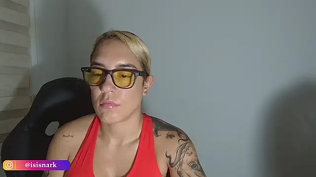 Snapshot of Isis69_ chatting on March 26, 2026, 11:46 pm Isis69 online show from March 26, 2026, 11:46 pm