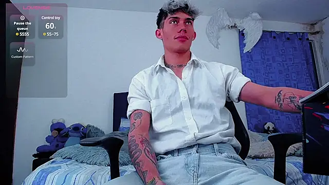 thiagomurphyy online show from March 19, 2025, 1:54 am