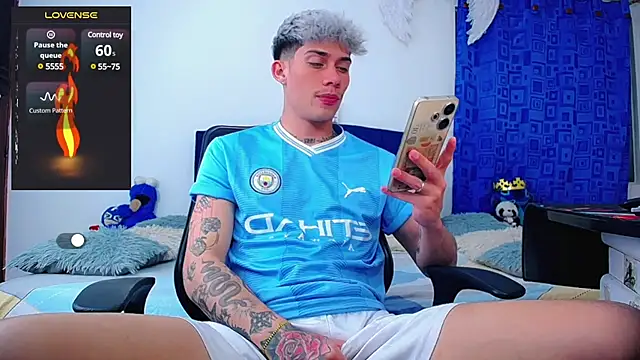 thiagomurphyy online show from January 25, 2025, 4:23 am