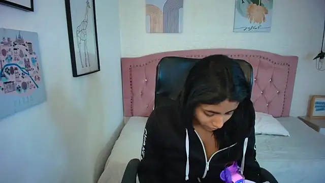 shaneelle online show from December 20, 2025, 3:09 am