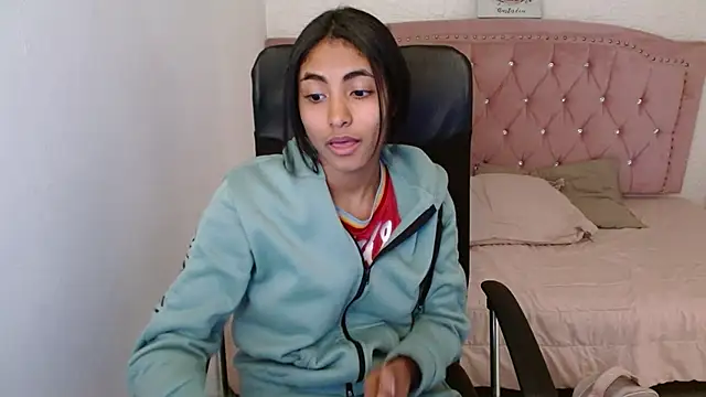 shaneelle online show from February 22, 2025, 3:01 am