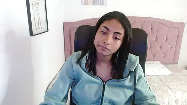 shaneelle online show from October 15, 2025, 3:16 am