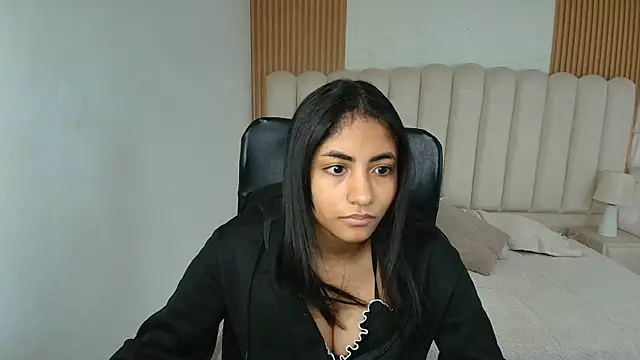 shaneelle online show from April 25, 2026, 12:08 pm