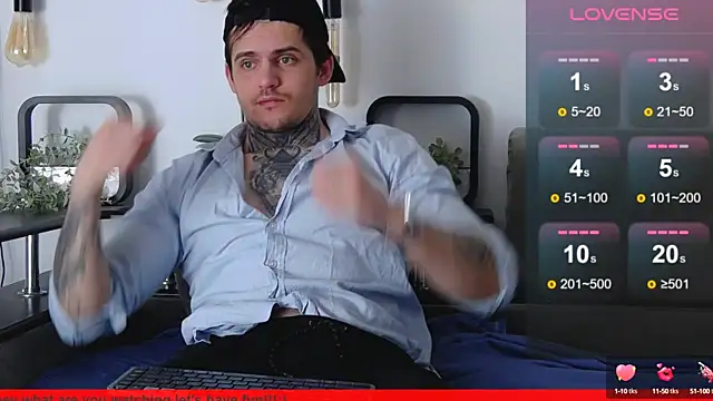 Snapshot of CarterCole chatting on March 3, 2025, 4:36 pm CarterCole online show from March 3, 2025, 4:36 pm