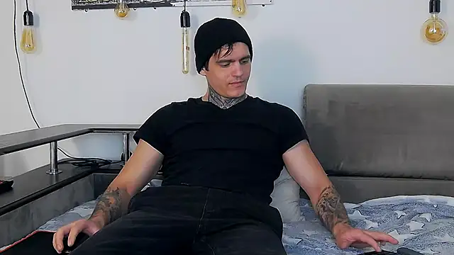 Snapshot of CarterCole chatting on December 19, 2025, 12:51 pm CarterCole online show from December 19, 2025, 12:51 pm