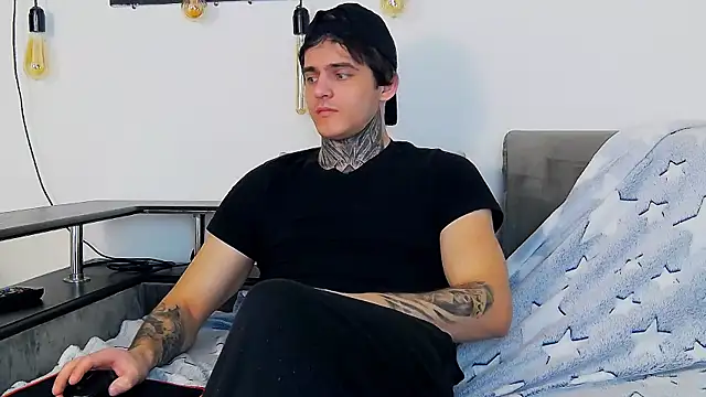 Snapshot of CarterCole chatting on January 11, 2026, 8:32 am CarterCole online show from January 11, 2026, 8:32 am