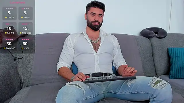 Snapshot of RawAdam chatting on March 3, 2025, 12:28 pm RawAdam online show from March 3, 2025, 12:28 pm