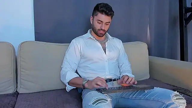 Snapshot of RawAdam chatting on January 12, 2025, 9:08 am RawAdam online show from January 12, 2025, 9:08 am