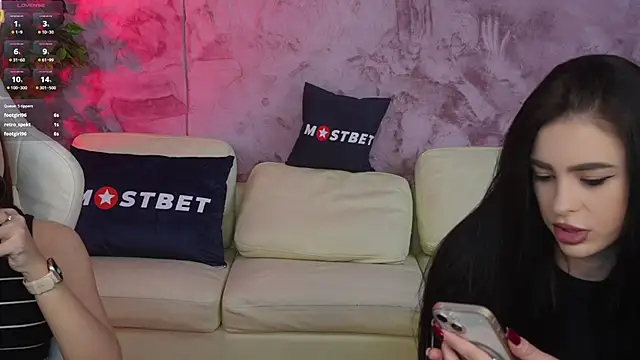 Brendi054 online show from December 14, 2024, 11:50 am