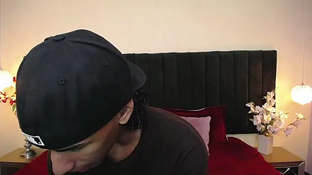 Snapshot of soft_attraction chatting on February 23, 2026, 7:47 pm soft attraction online show from February 23, 2026, 7:47 pm