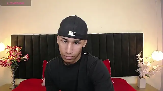 Snapshot of soft_attraction chatting on March 21, 2026, 8:24 pm soft attraction online show from March 21, 2026, 8:24 pm