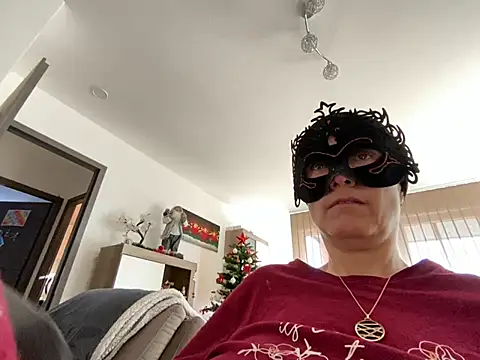 Marilou1983 online show from December 28, 2024, 10:25 am