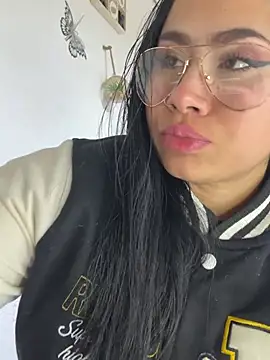 Snapshot of Sweet__Nurse1 chatting on May 16, 2026, 5:45 pm Sweet Nurse1 online show from May 16, 2026, 5:45 pm
