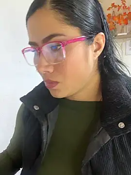 Snapshot of Sweet__Nurse1 chatting on May 28, 2026, 7:42 pm Sweet Nurse1 online show from May 28, 2026, 7:42 pm