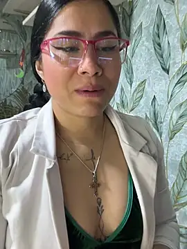 Snapshot of Sweet__Nurse1 chatting on July 25, 2026, 5:52 pm Sweet Nurse1 online show from July 25, 2026, 5:52 pm