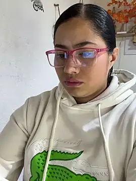 Snapshot of Sweet__Nurse1 chatting on June 14, 2026, 5:58 pm Sweet Nurse1 online show from June 14, 2026, 5:58 pm