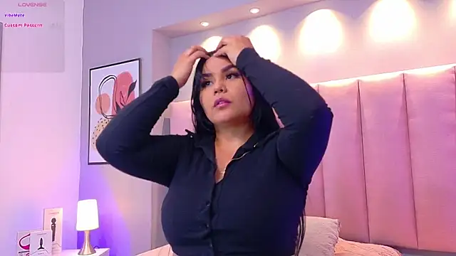 Snapshot of KeilyRoss chatting on November 1, 2025, 8:03 pm KeilyRoss online show from November 1, 2025, 8:03 pm