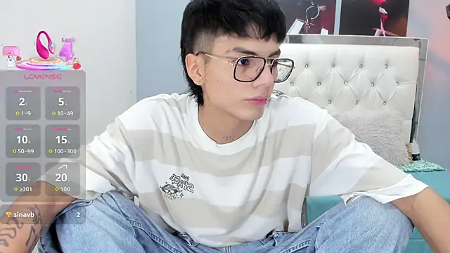 Snapshot of Noha_scott chatting on April 1, 2026, 10:39 pm Noha scott online show from April 1, 2026, 10:39 pm