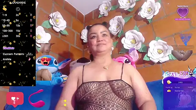 IngritBitch online show from May 15, 2026, 10:57 am